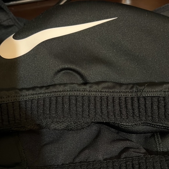 Nike sport bra black, no size tag, - Picture 12 of 12